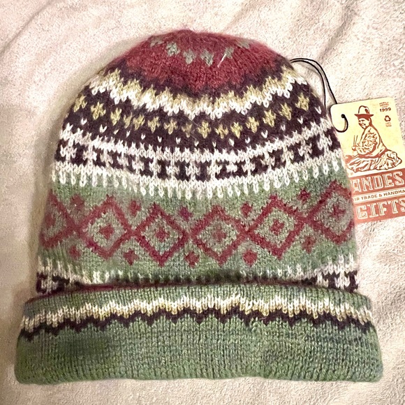 Andes Handmade Knitted Hats, Multi coloed - Picture 2 of 3